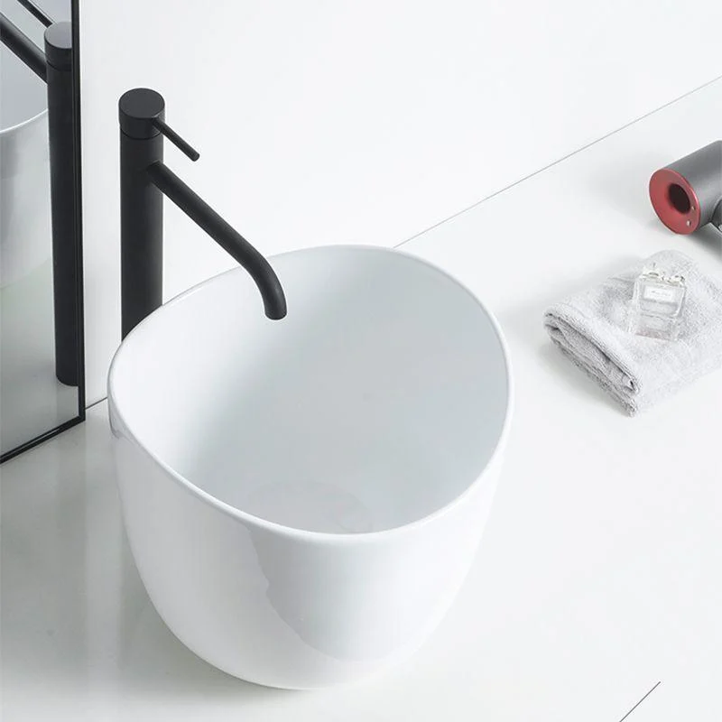 Modern Vessel Sink Round Porcelain with Pop-Up Drain Vessel Bathroom Sink -Bathlova