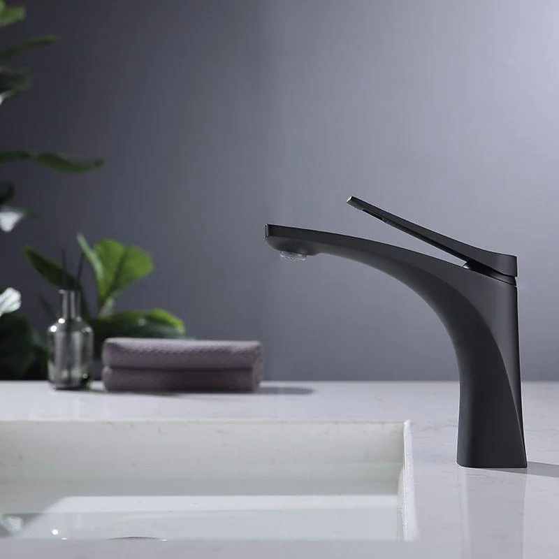 Modern Vessel Tap Brass Lever Handles Low Arc with Water Hose Bathroom Vessel Tap -Bathlova