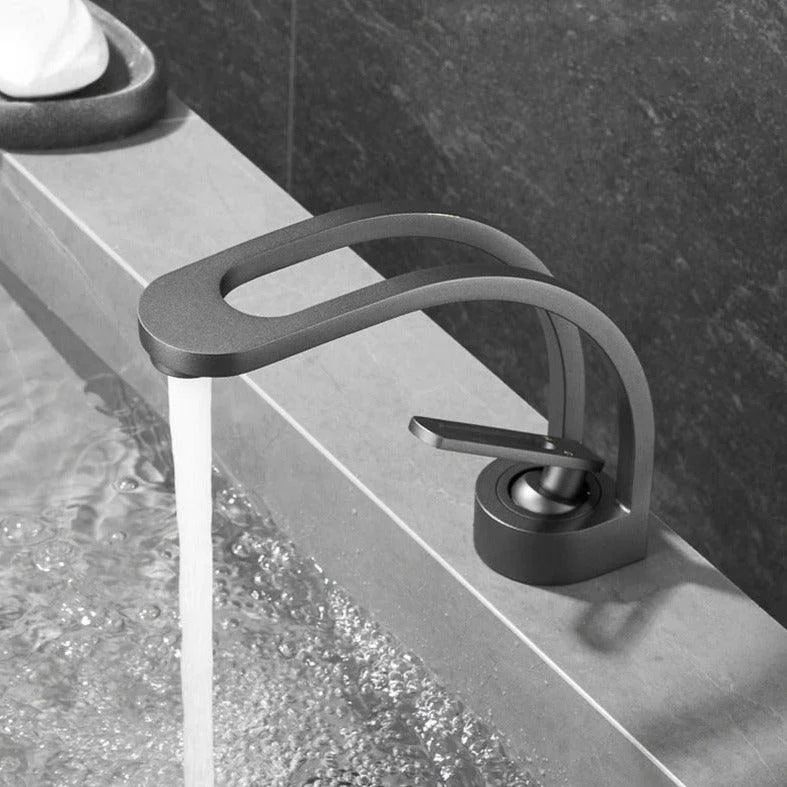 Oliver - Curved Dual-Channel Modern Bathroom Tap -Bathlova