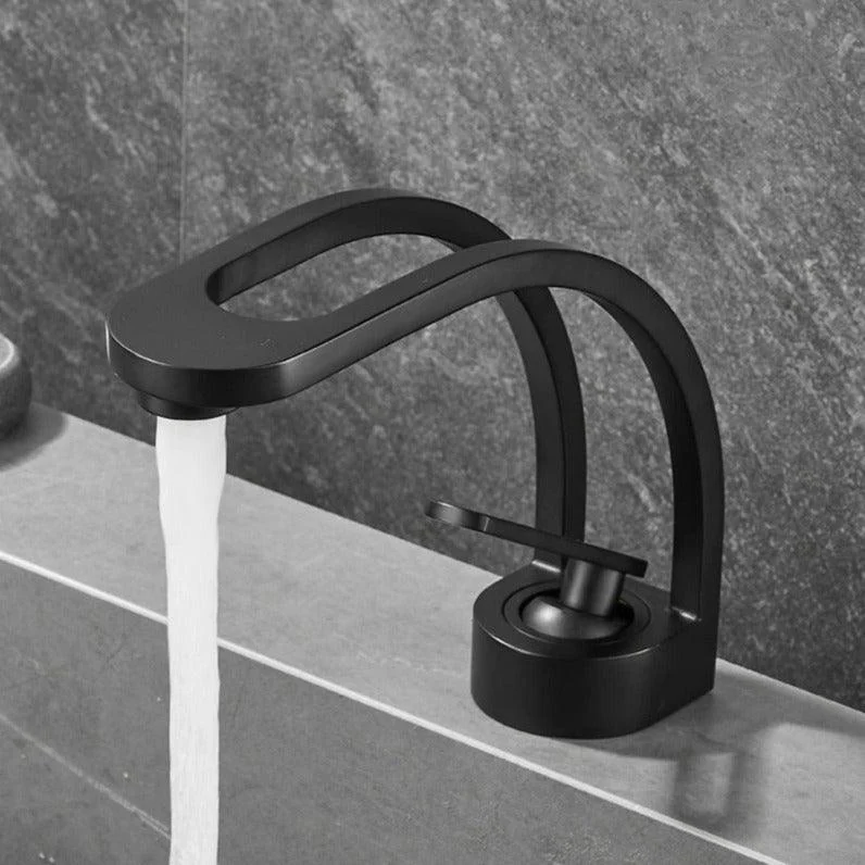 Oliver - Curved Dual-Channel Modern Bathroom Tap -Bathlova