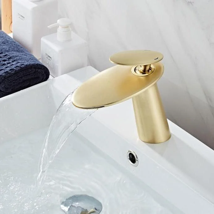 Pacific - Modern Waterfall Tap -Bathlova