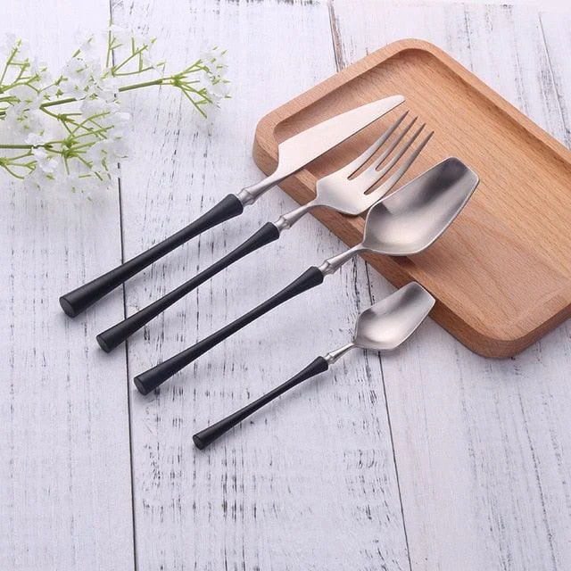 Paxon - Modern Silverware Set -Bathlova