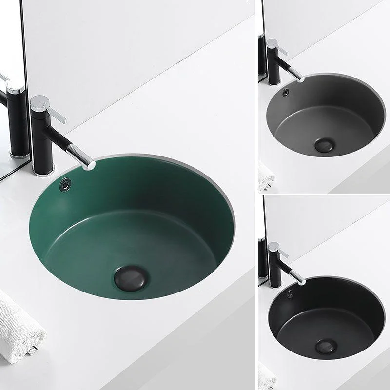 Porcelain Bathroom Sink Round Vessel Lavatory Sink with Pop-Up Drain -Bathlova