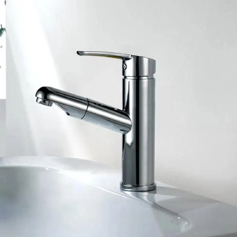 Pull-out Spray Bathroom Tap with Single Handle in Polished Chrome -Bathlova