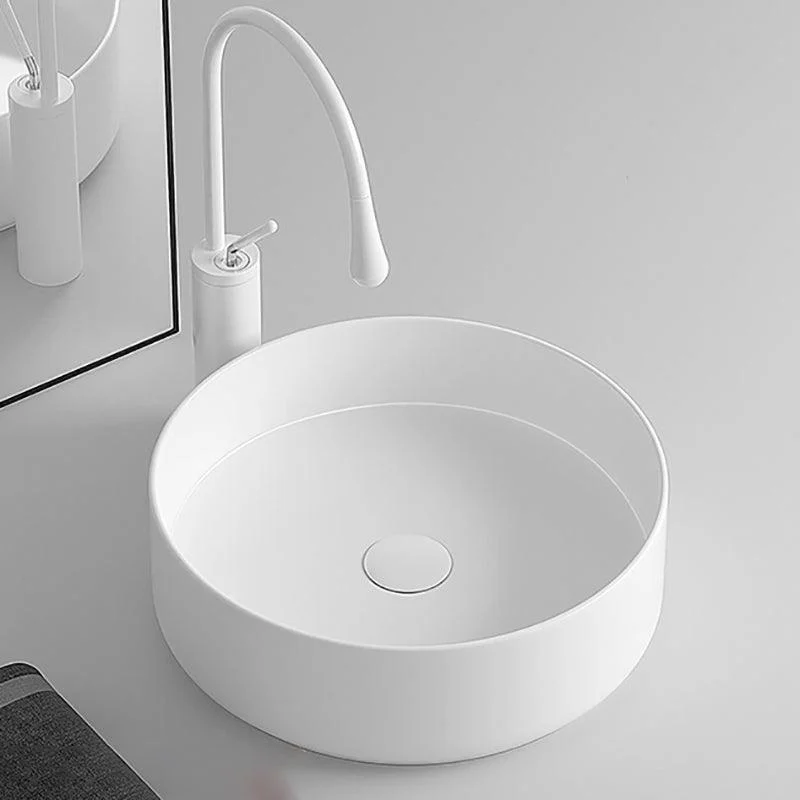 Round Porcelain Bathroom Sink with Shut-Off Valve Vessel Sink -Bathlova