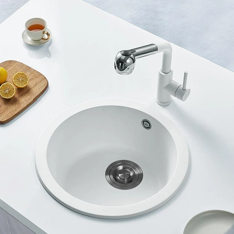 Single Bowl Kitchen Sink Modern Style Round Shape Kitchen Sink with Basket Strainer -Bathlova