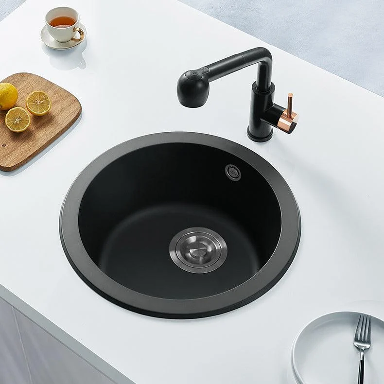 Single Bowl Kitchen Sink Modern Style Round Shape Kitchen Sink with Basket Strainer -Bathlova