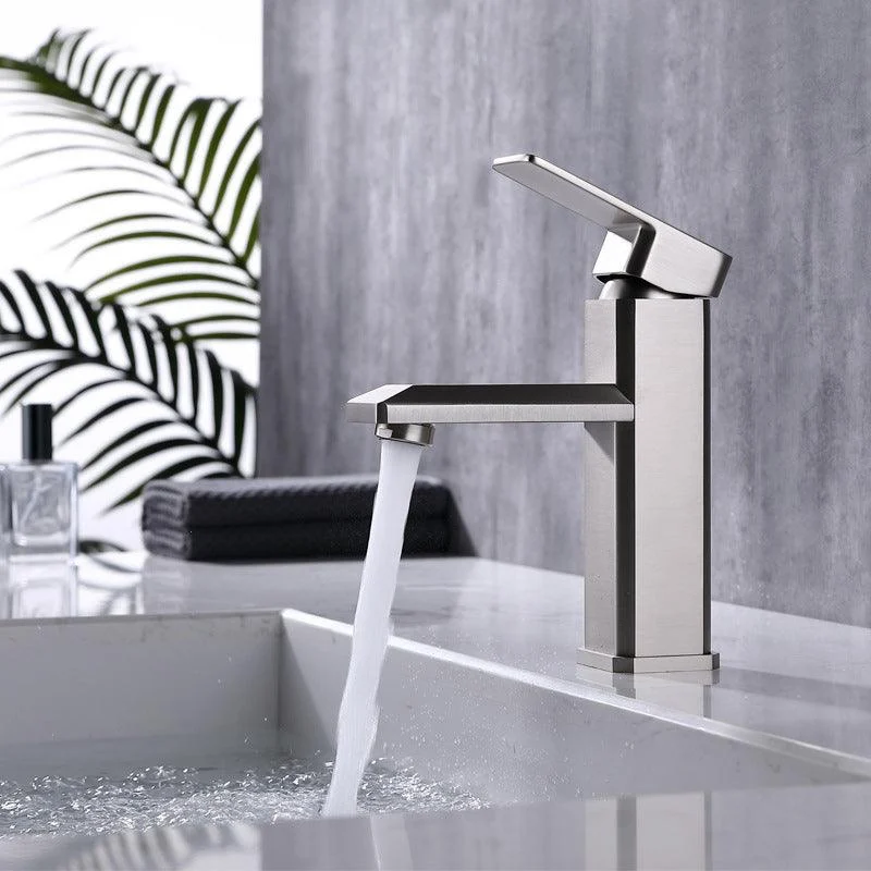 Single Hole Vanity Sink Tap 6.69" H Modern Low-Arc Sink Bathroom Tap -Bathlova