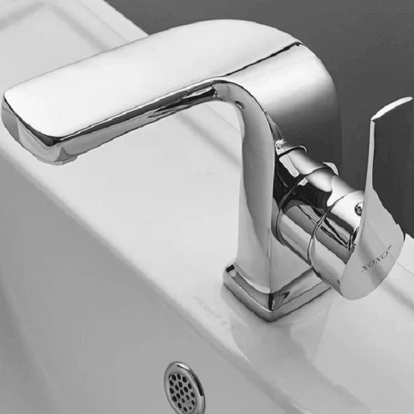 Specter - Curved Lux Bathroom Tap -Bathlova