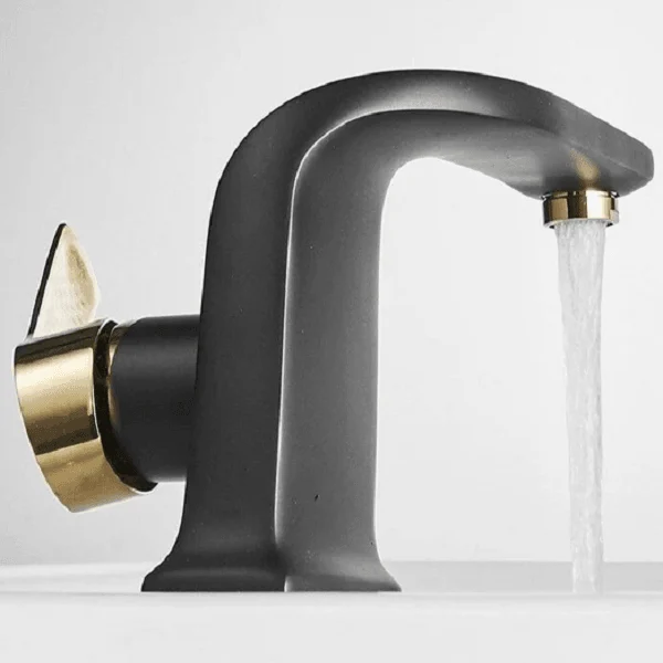 Specter - Curved Lux Bathroom Tap -Bathlova