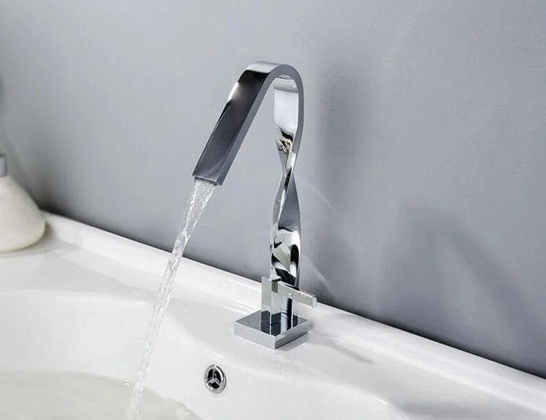 Titan - Modern Curved Tap -Bathlova