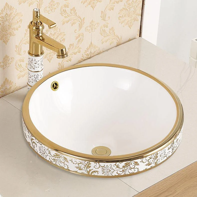 Traditional Bathroom Sink Porcelain Oval-Shape Vessel Bathroom Sink with Pop-Up Drain -Bathlova