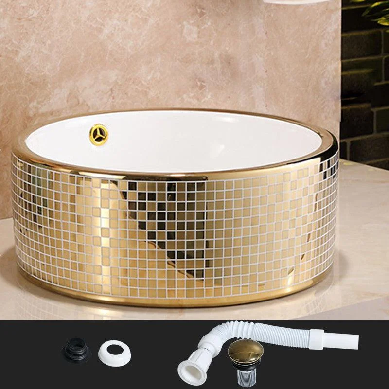 Traditional Bathroom Sink Porcelain Round Vessel Lavatory Sink with Pop-Up Drain -Bathlova