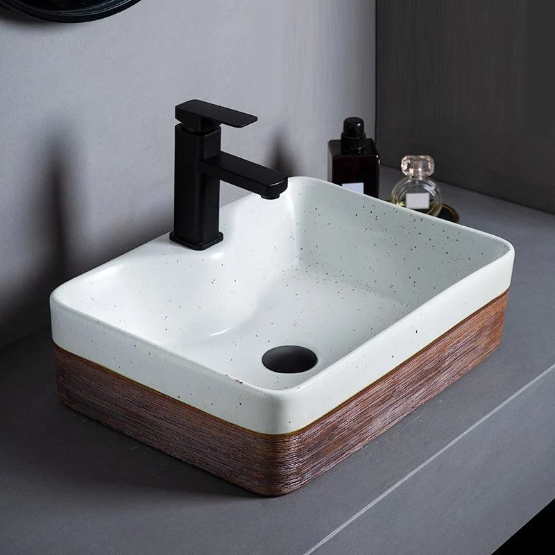 Traditional Bathroom Sink Porcelain Round Vessel with Pop-Up Drain -Bathlova