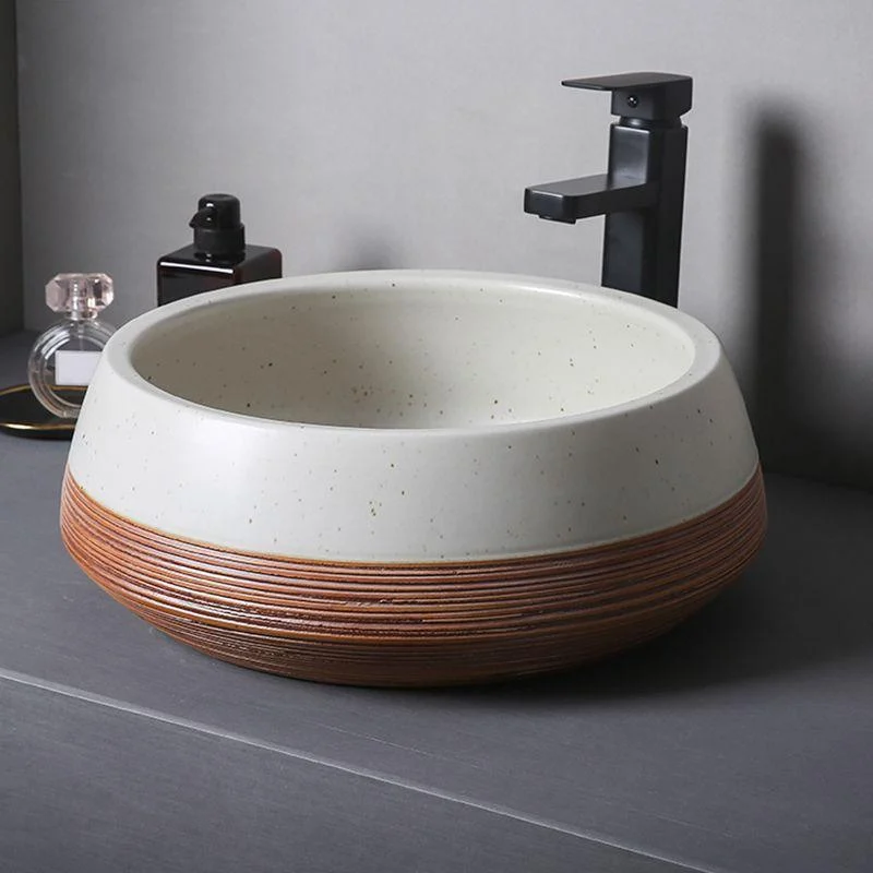 Traditional Bathroom Sink Porcelain Round Vessel with Pop-Up Drain -Bathlova