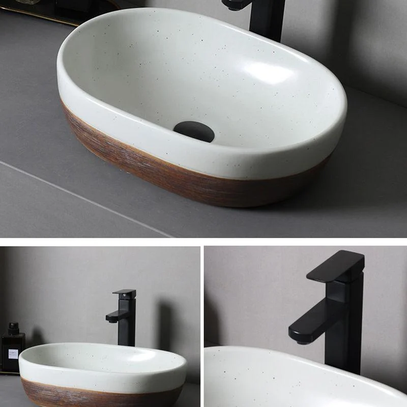 Traditional Bathroom Sink Porcelain Round Vessel with Pop-Up Drain -Bathlova