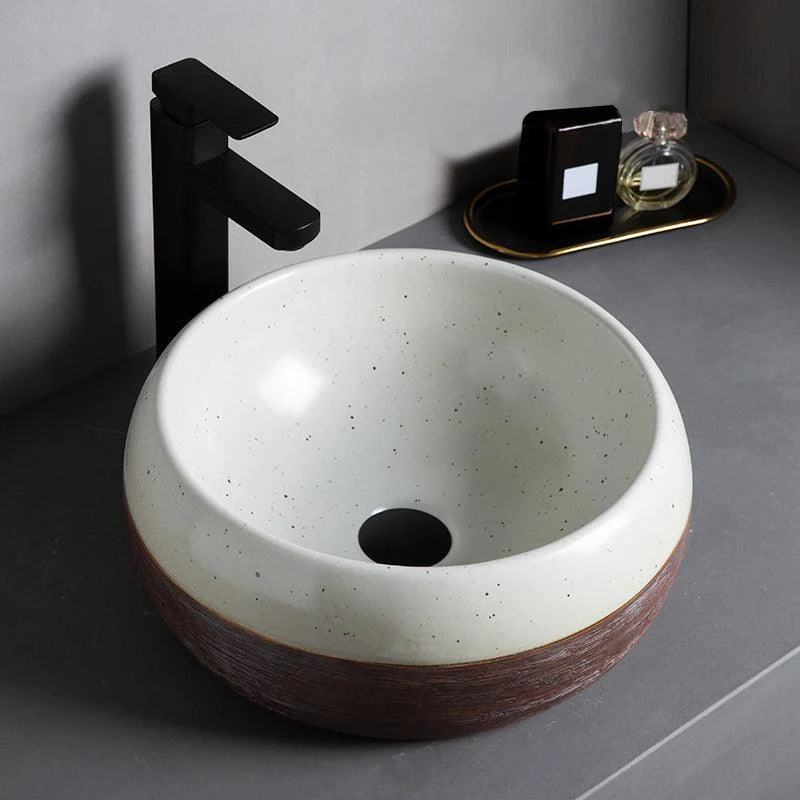 Traditional Bathroom Sink Porcelain Round Vessel with Pop-Up Drain -Bathlova