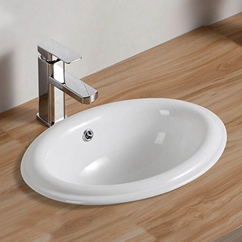 Traditional Drop-in Bathroom Sink Oval Porcelain with Overflow and Tap Basin -Bathlova