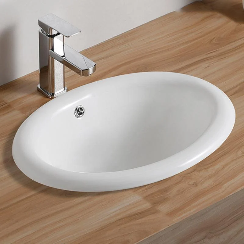 Traditional Drop-in Bathroom Sink Oval Porcelain with Overflow and Tap Basin -Bathlova