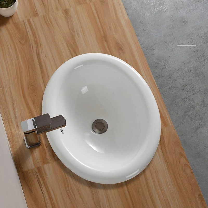 Traditional Drop-in Bathroom Sink Oval Porcelain with Overflow and Tap Basin -Bathlova