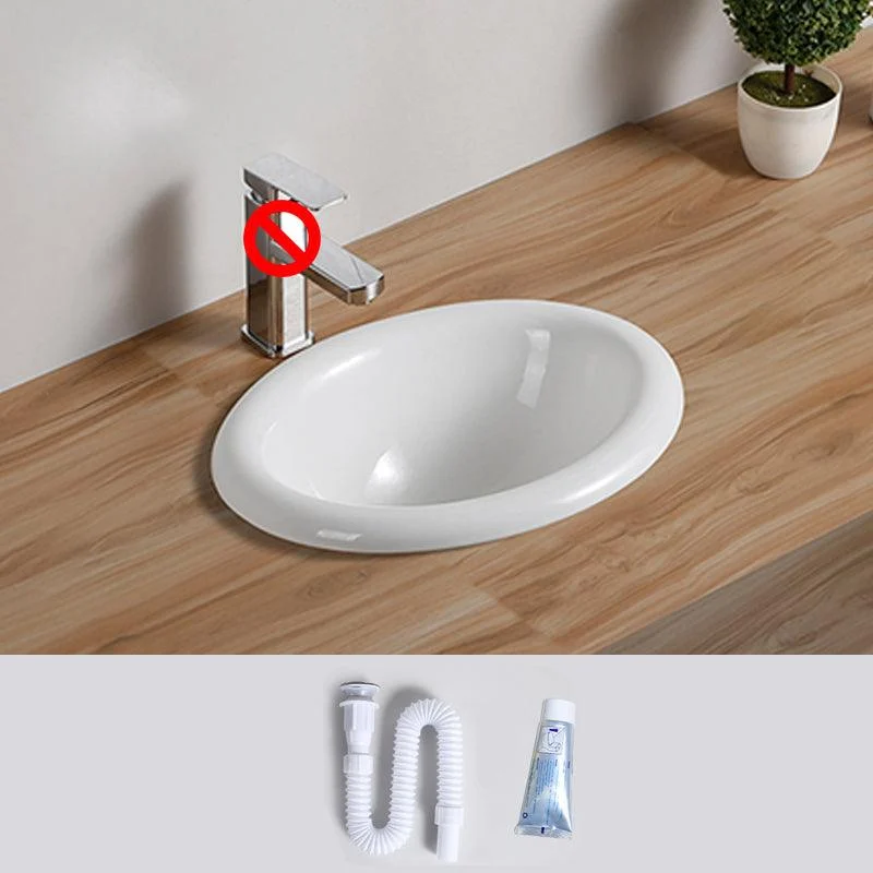 Traditional Drop-in Bathroom Sink Oval Porcelain with Overflow and Tap Basin -Bathlova