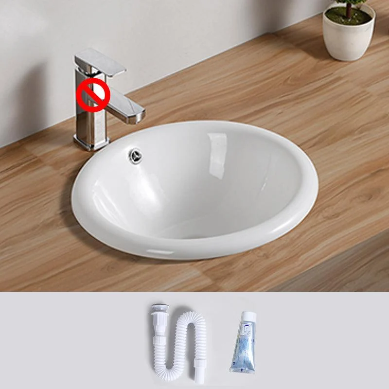 Traditional Drop-in Bathroom Sink Oval Porcelain with Overflow and Tap Basin -Bathlova