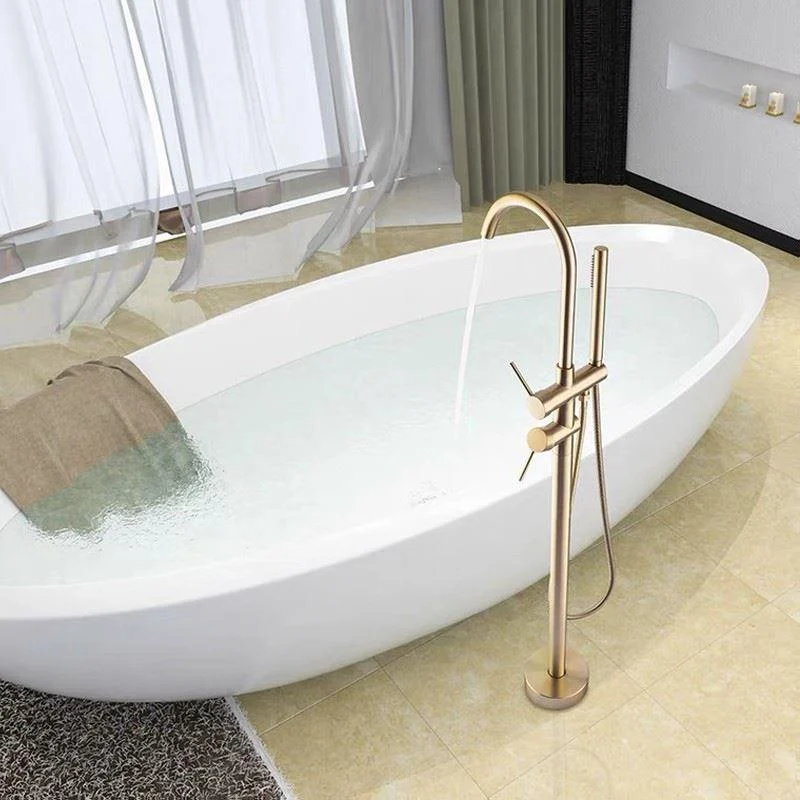 Traditional Floor Mounted Metal Freestanding Tub Filler High Arc Freestanding Tap -Bathlova