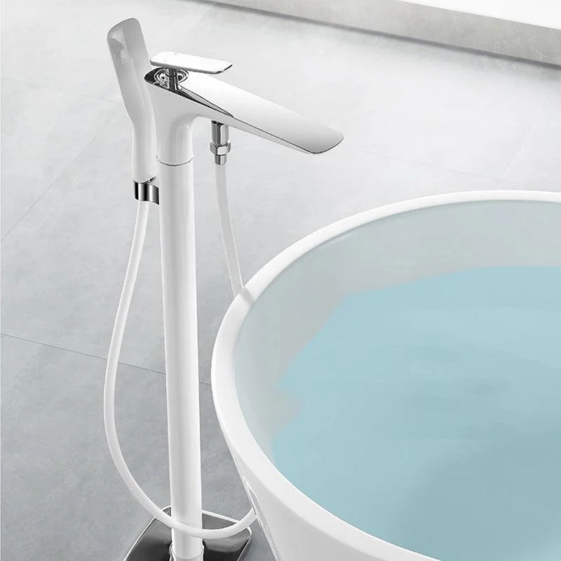 Traditional Floor Mounted Swivel Freestanding Tub Filler Metal Freestanding Tap -Bathlova