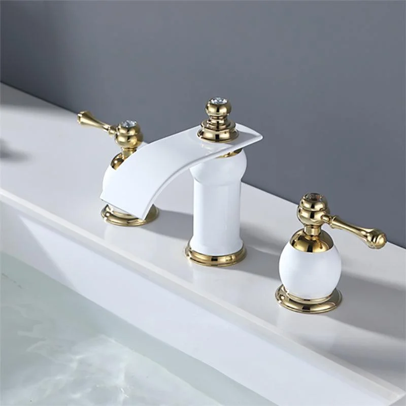 Traditional Tap Deck Mounted Bathroom Tap with Double Handle -Bathlova