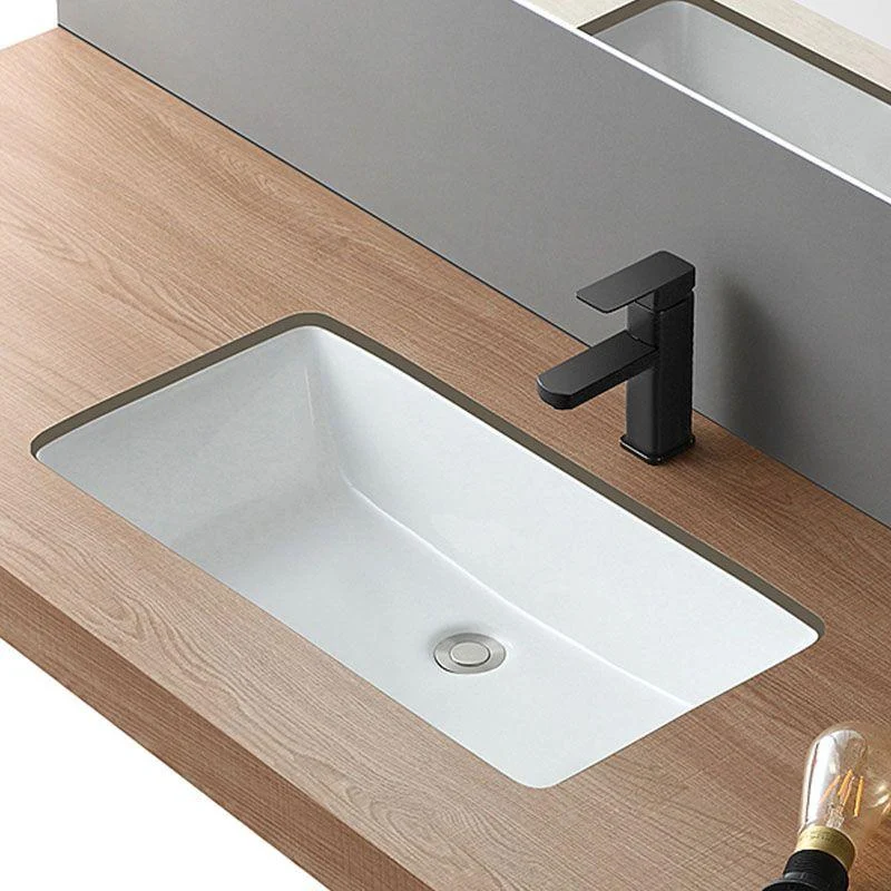 Traditional Undermount Bathroom Sink Porcelain with Overflow Basin Sink -Bathlova