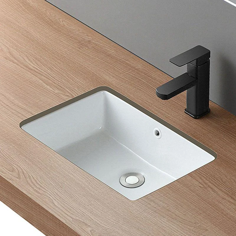 Traditional Undermount Bathroom Sink Porcelain with Overflow Basin Sink -Bathlova