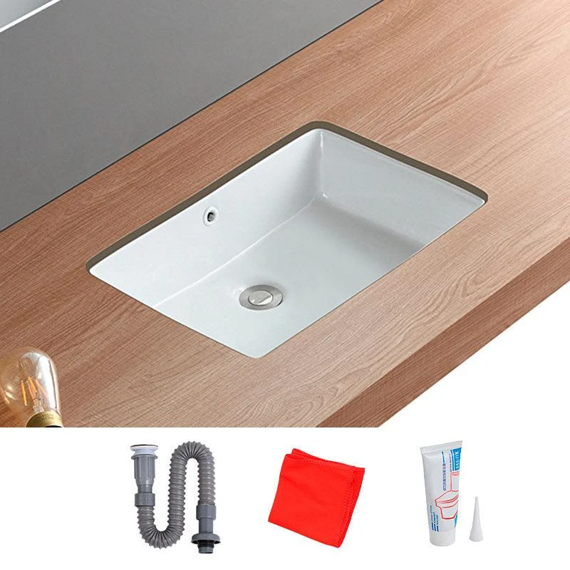 Traditional Undermount Bathroom Sink Porcelain with Overflow Basin Sink -Bathlova