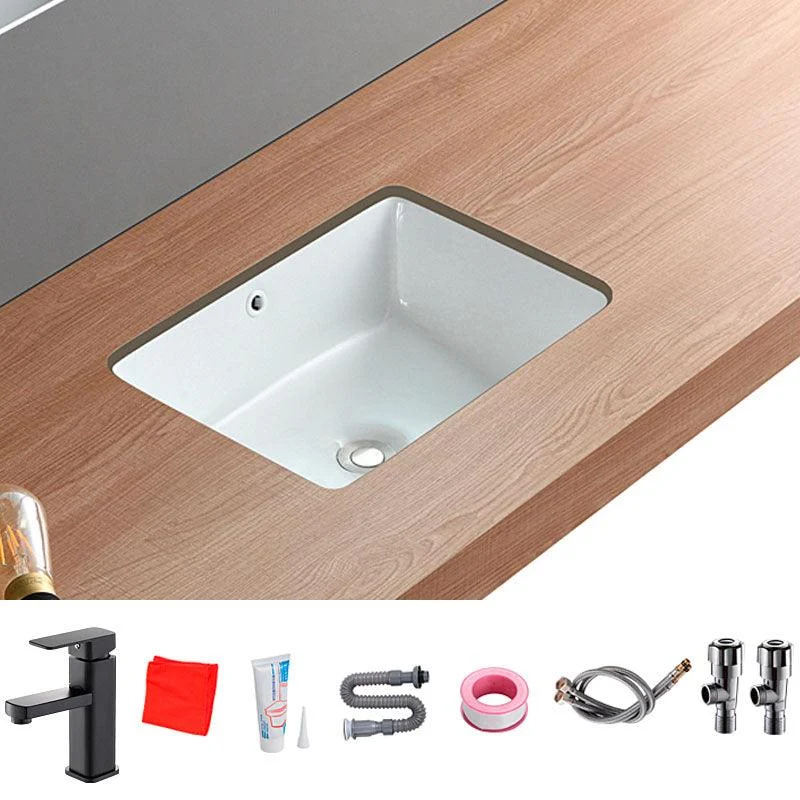 Traditional Undermount Bathroom Sink Porcelain with Overflow Basin Sink -Bathlova