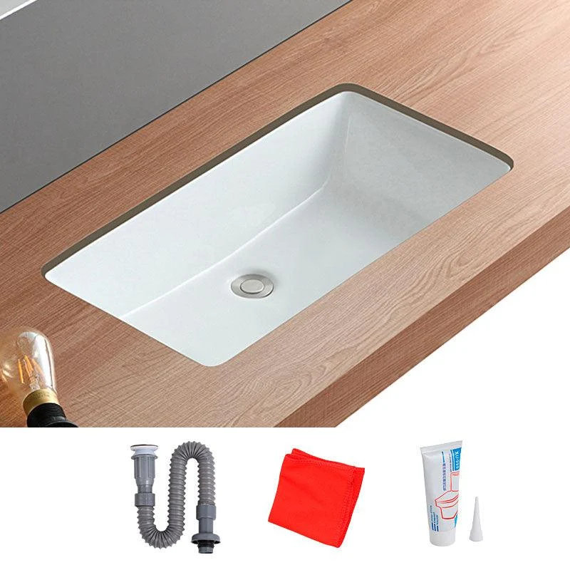 Traditional Undermount Bathroom Sink Porcelain with Overflow Basin Sink -Bathlova