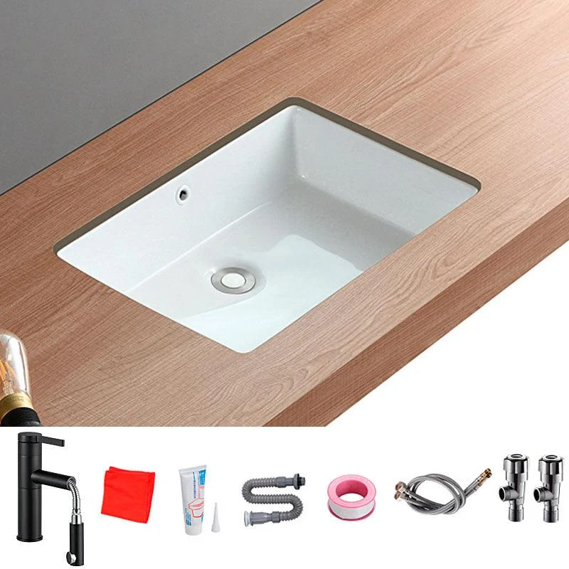 Traditional Undermount Bathroom Sink Porcelain with Overflow Basin Sink -Bathlova