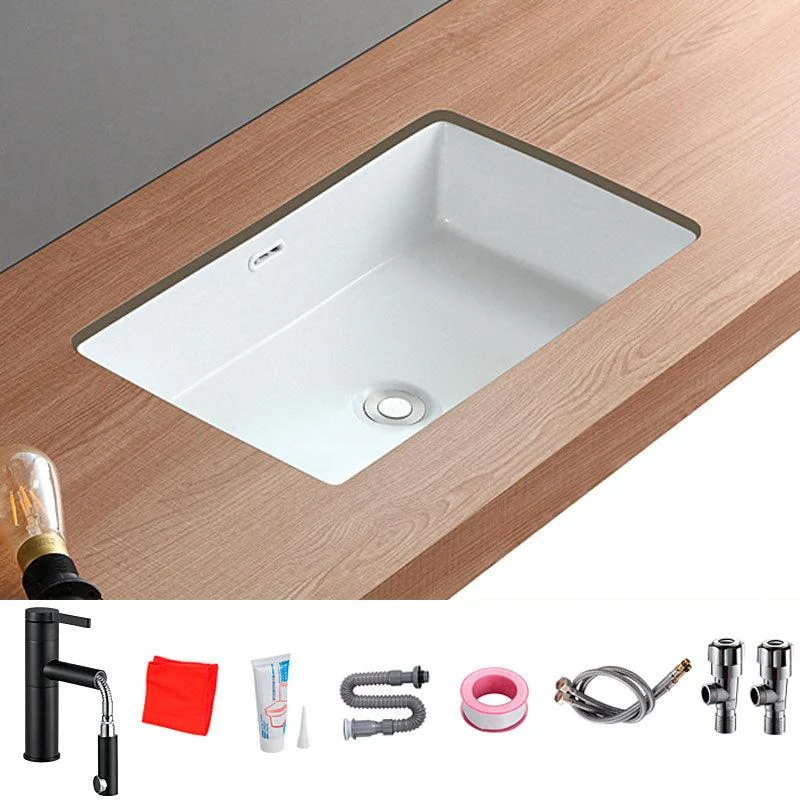 Traditional Undermount Bathroom Sink Porcelain with Overflow Basin Sink -Bathlova