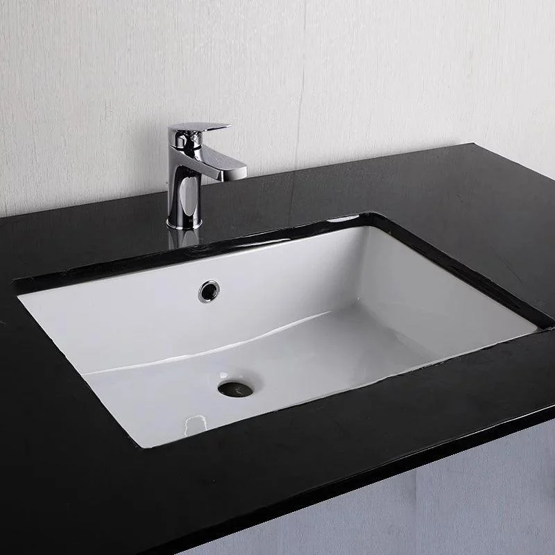 Traditional Undermount Bathroom Sink Porcelain with Overflow Basin Sink(Without Tap) -Bathlova