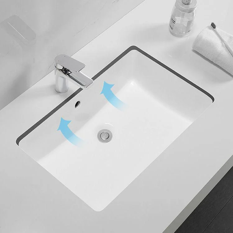 Traditional Undermount Bathroom Sink Porcelain with Overflow Basin Sink(Without Tap) -Bathlova