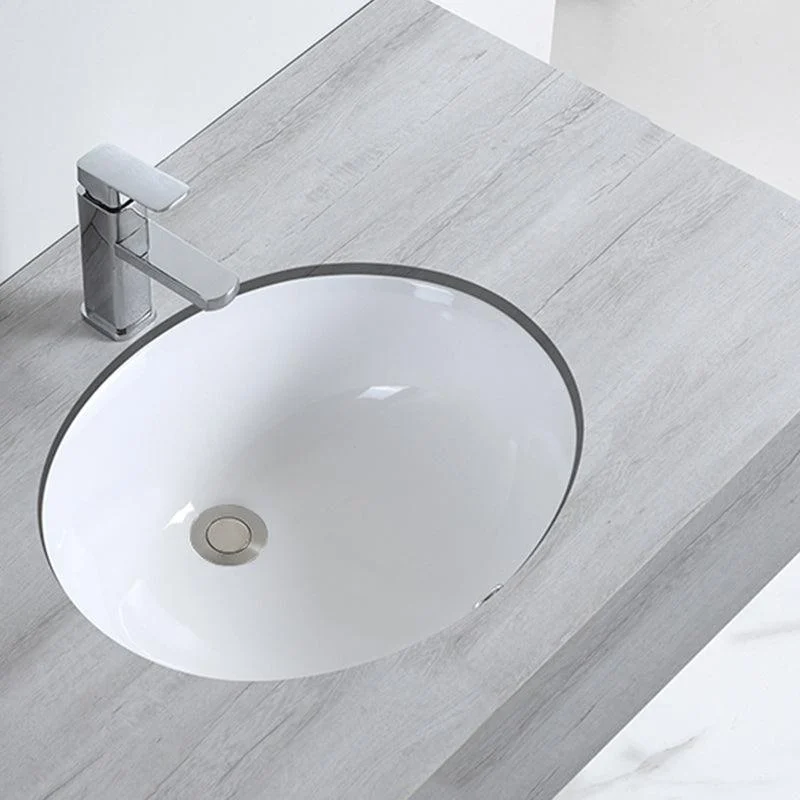 Traditional Undermount Bathroom Sink Porcelain with Pop-Up Drain Basin -Bathlova