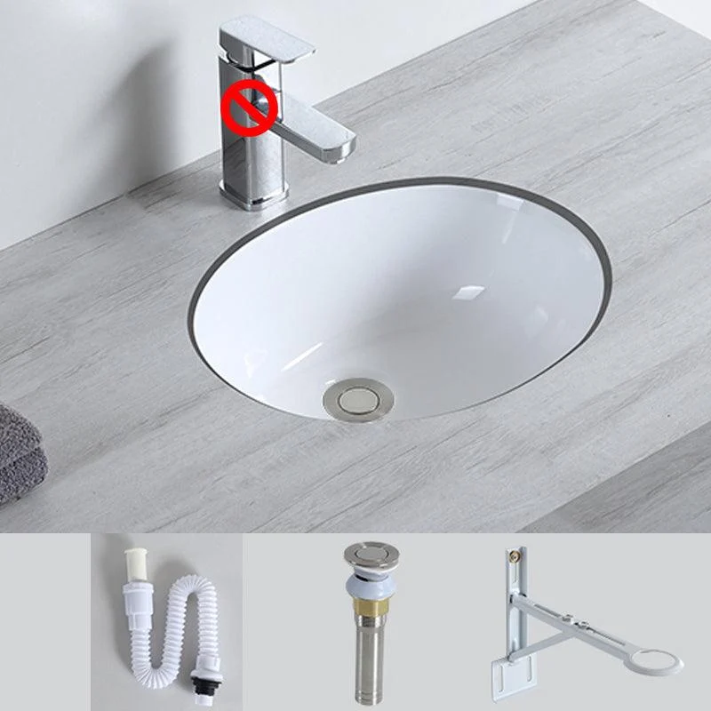 Traditional Undermount Bathroom Sink Porcelain with Pop-Up Drain Basin -Bathlova