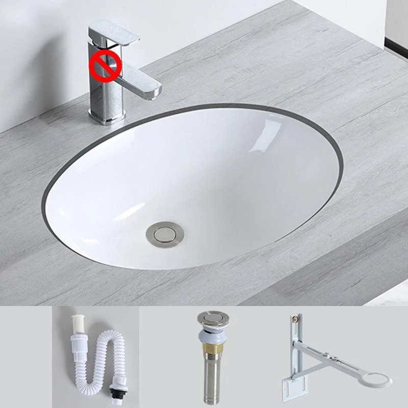 Traditional Undermount Bathroom Sink Porcelain with Pop-Up Drain Basin -Bathlova