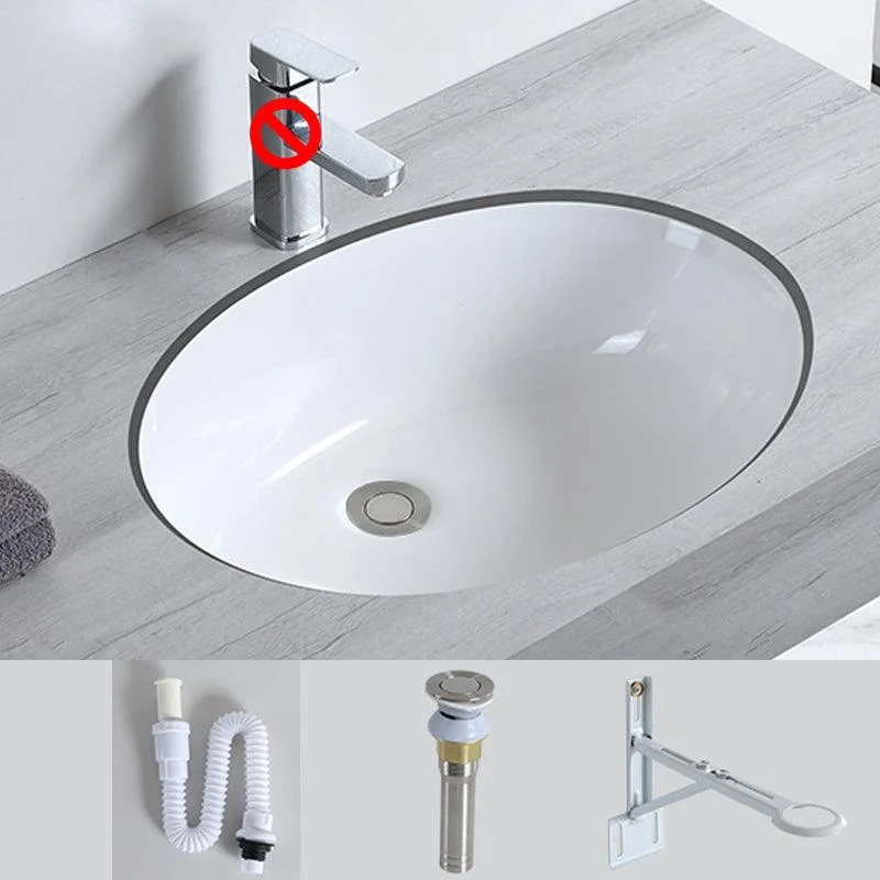 Traditional Undermount Bathroom Sink Porcelain with Pop-Up Drain Basin -Bathlova