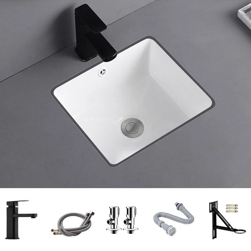 Traditional Undermount Vanity Sink Round Porcelain with Overflow Basin Sink -Bathlova