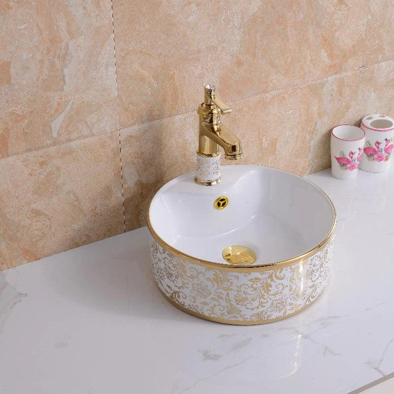 Traditional Vessel Bathroom Sink Oval Porcelain with Overflow Vessel -Bathlova