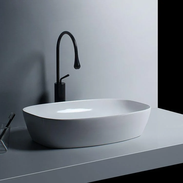 Traditional Vessel Bathroom Sink Porcelain with Tap Basin Sink -Bathlova