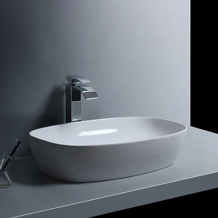 Traditional Vessel Bathroom Sink Porcelain with Tap Basin Sink -Bathlova