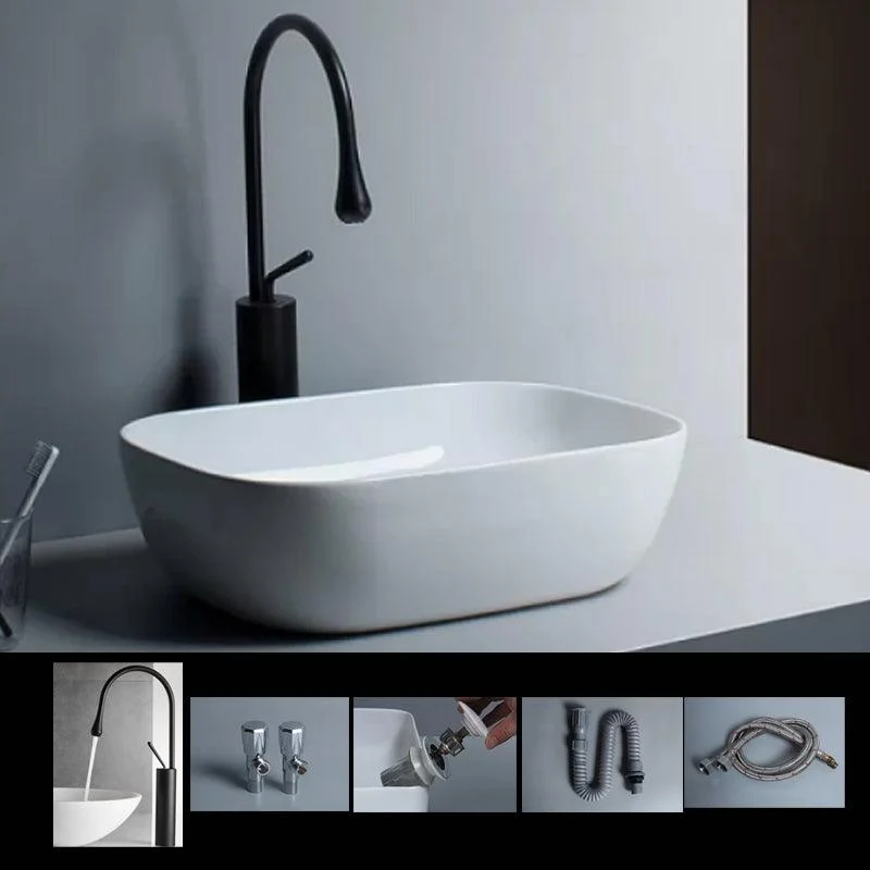 Traditional Vessel Bathroom Sink Porcelain with Tap Basin Sink -Bathlova