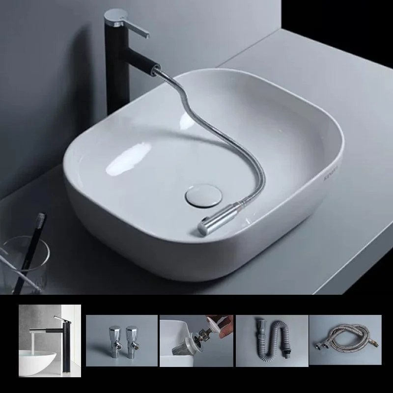 Traditional Vessel Bathroom Sink Porcelain with Tap Basin Sink -Bathlova