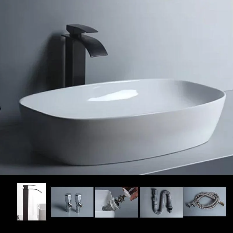 Traditional Vessel Bathroom Sink Porcelain with Tap Basin Sink -Bathlova