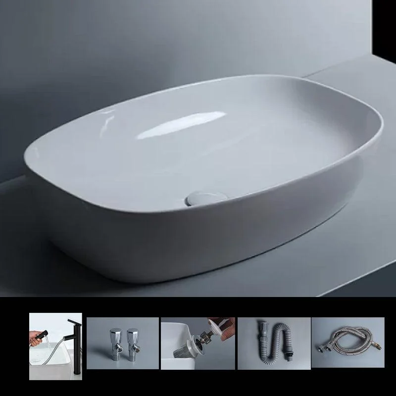 Traditional Vessel Bathroom Sink Porcelain with Tap Basin Sink -Bathlova